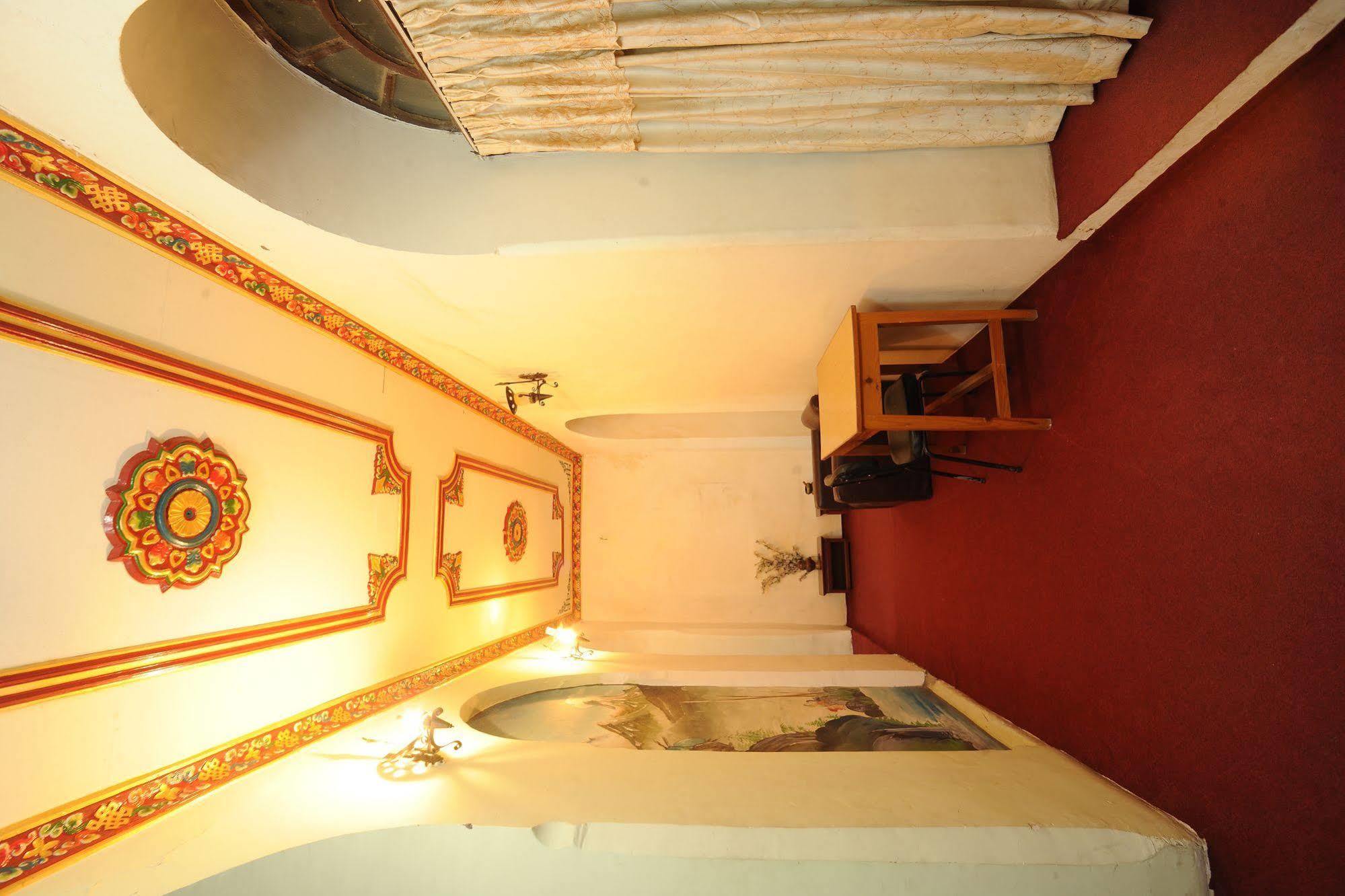 Hotel Himalaya Yoga Katmandu Kültér fotó